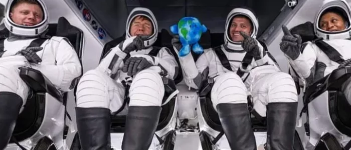 Jeanette Epps NASA Astronaut et Crew-8 dans la capsule Dragon Photo Credit : SpaceX / NASA